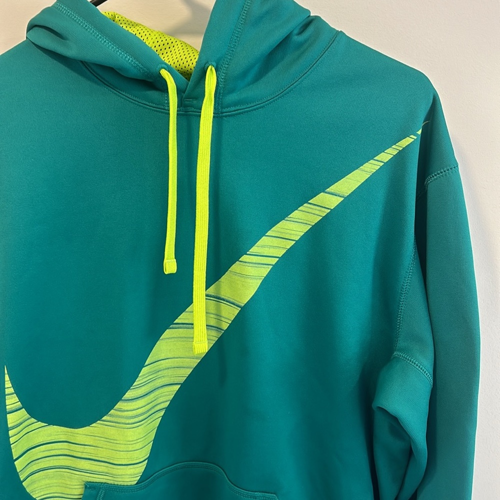Nike green sweatshirt/therma fit/small